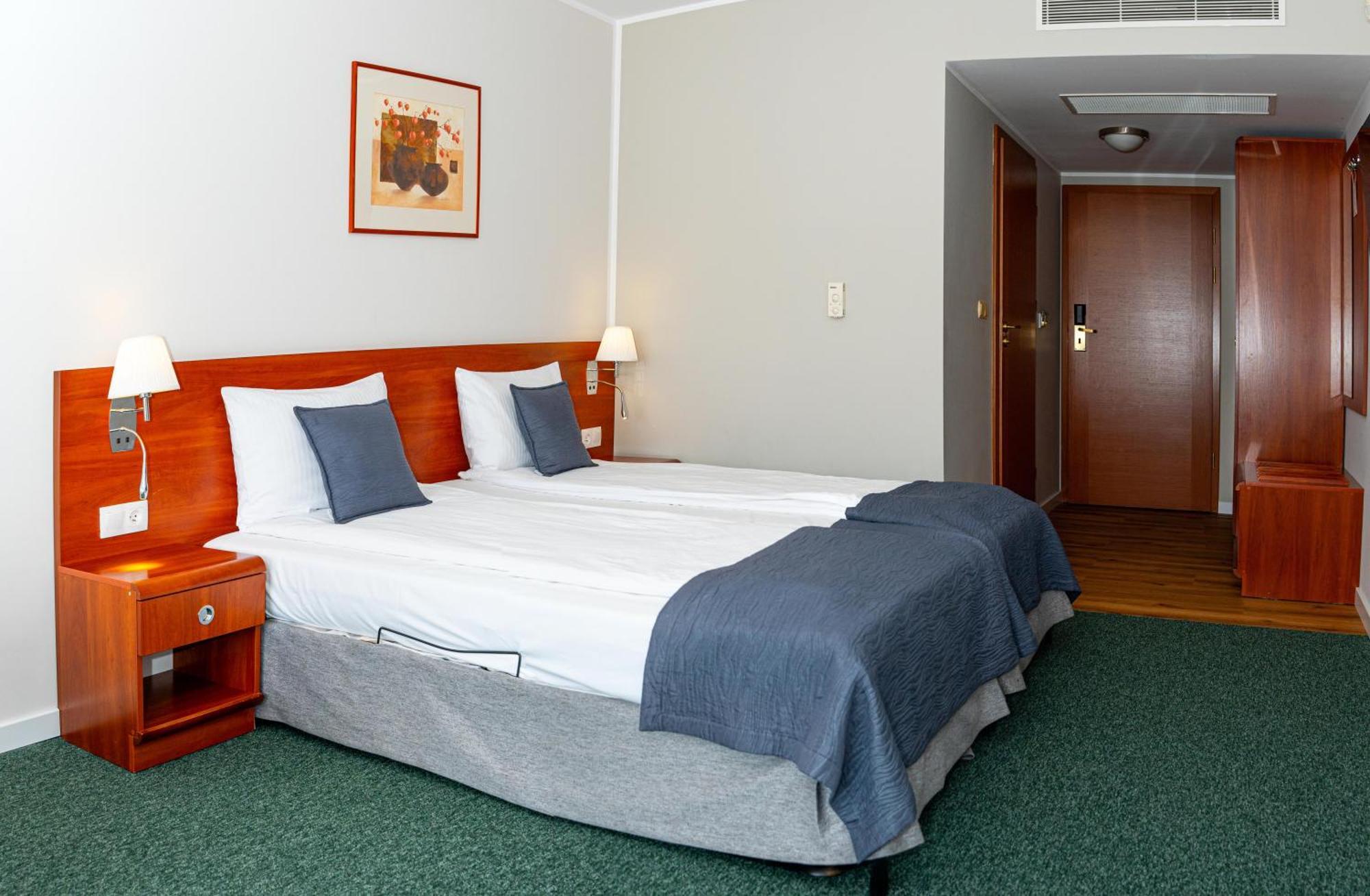 Hotel Rigga Владыславово Экстерьер фото